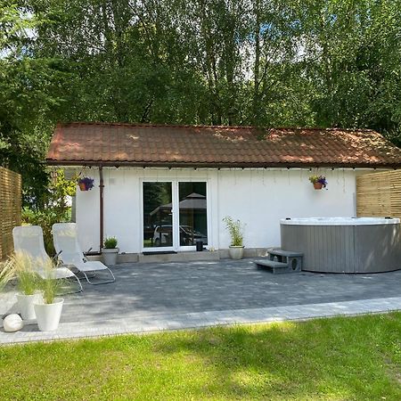 Willa Tini Sauna Basen Gościno Buitenkant foto