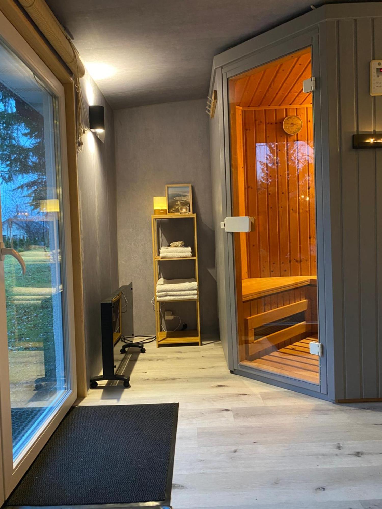 Willa Tini Sauna Basen Gościno Buitenkant foto